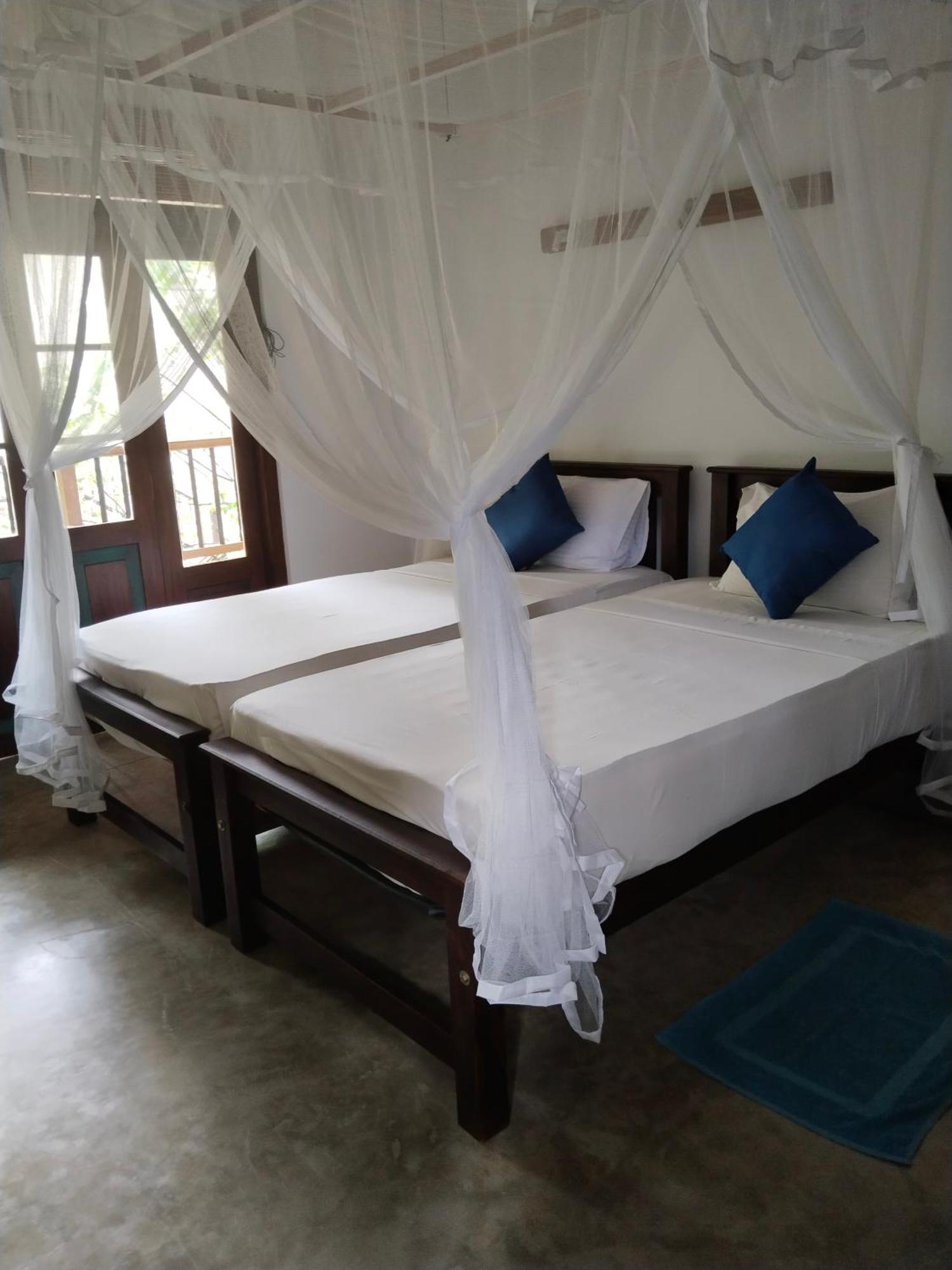 Hotel Silva Rest à Unawatuna Extérieur photo