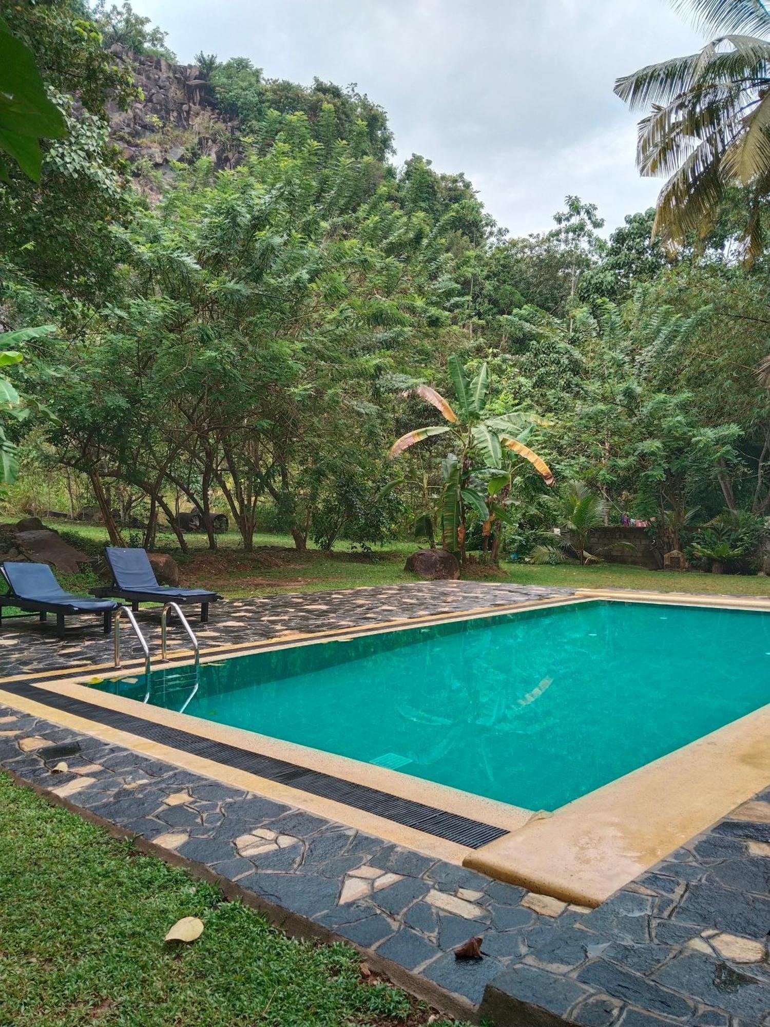 Hotel Silva Rest à Unawatuna Extérieur photo