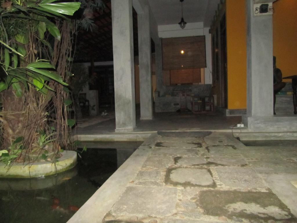 Hotel Silva Rest à Unawatuna Extérieur photo