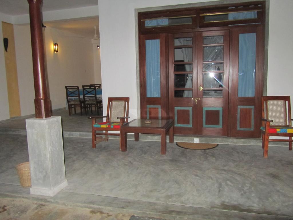 Hotel Silva Rest à Unawatuna Extérieur photo