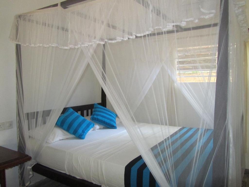 Hotel Silva Rest à Unawatuna Chambre photo