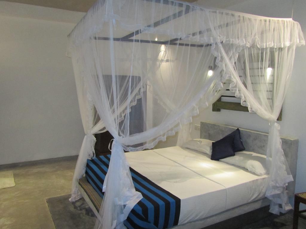 Hotel Silva Rest à Unawatuna Chambre photo