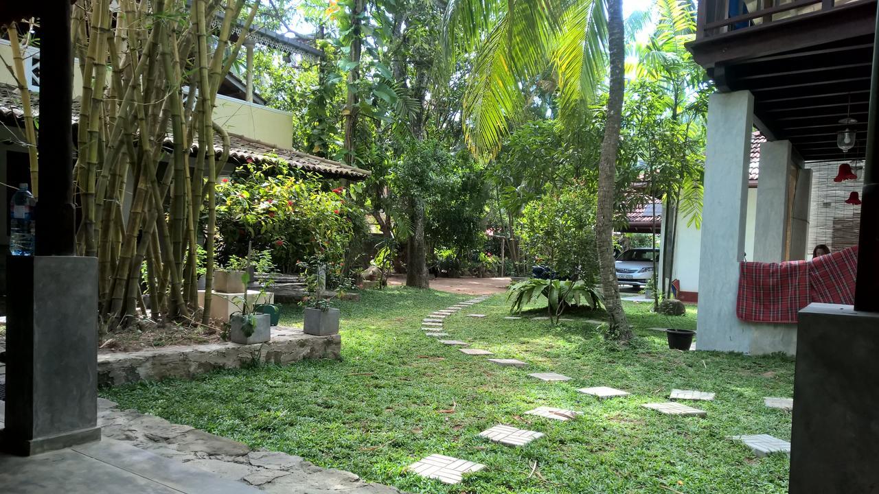 Hotel Silva Rest à Unawatuna Extérieur photo