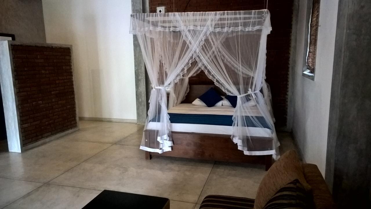 Hotel Silva Rest à Unawatuna Extérieur photo